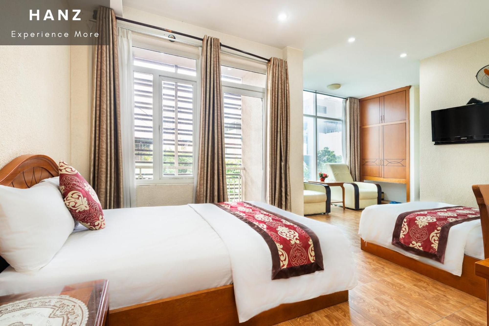 Queen Airport Hotel โฮจิมินห์ซิตี้ ภายนอก รูปภาพ